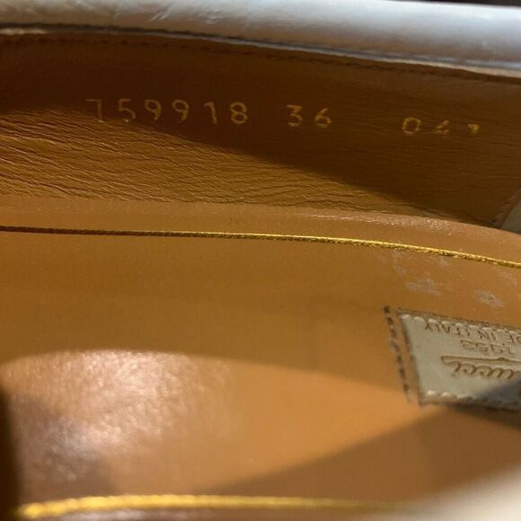 Gucci Jordaan Horsebit Loafers EU 36 US 6 White Leather Flat Slip On Shoes - Picture 16 of 16